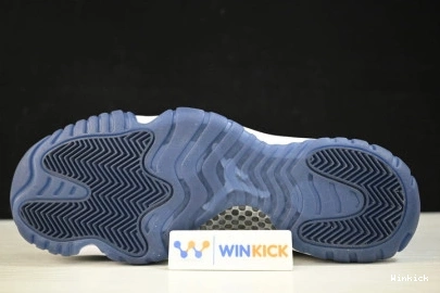 Air 11 Jordan “Midnight Navy” AR0715-441  1101
